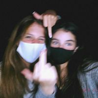 whotfkisvivi