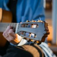 الصوت الأصلي