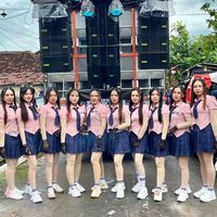 dancer_rombongan_nyeni