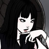 目を少し閉じて