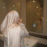 gadis_merah_jambu