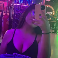 BÁÑATE HUELES A QLO