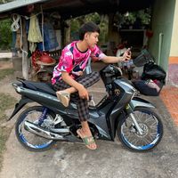 เสียงต้นฉบับ - ເຂົ້າຈີ່ປາເຕ້🥖
