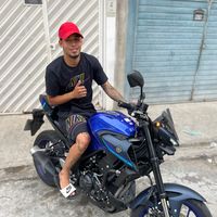 victoroliiver_