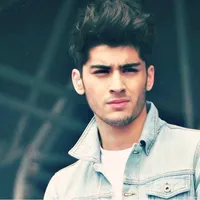 نغمة حزينة للزير سالم