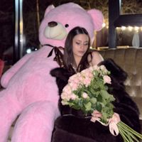 sally__pantskhava1