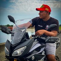 carlos_bkr000