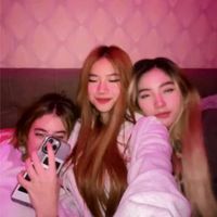 sofiayheshaviamichiko