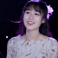 nhạc nền - em bé mê bolero