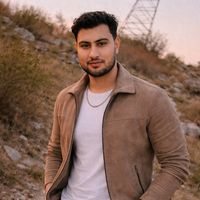 alii_khan110