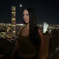 hi u should follow me