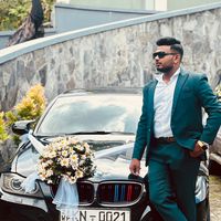 niluwa_officialo