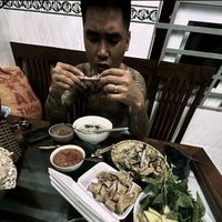 nhạc nền - Hữu  MB