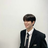 nothing breaks like a heart