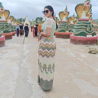 khaing.zar.305