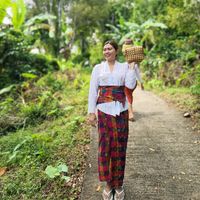 suara asli - YULI DEVADIVA
