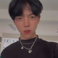 yuan.176