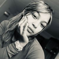 naeemahholmes1