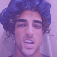 qweef.queen