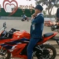 សំឡេងដើម - អាចារ្យ ផ្លាប់
