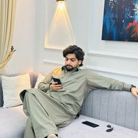 ghayoorkhan.08