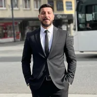 Sevda Yakmaz Kül Edermiş