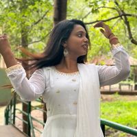 madhumitha8045