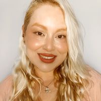 pastorakarinaoficial