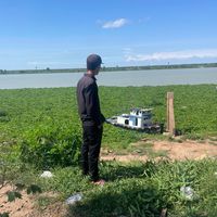 nhạc nền - Cuộc sống muôn màu 😶😶