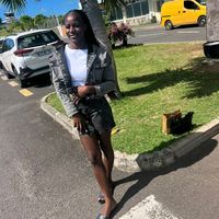 joanavsfrendley