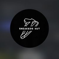 ____sneakershut____