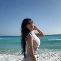 someprettypouran_
