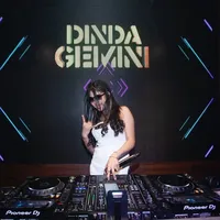 UNTUK APA LAGI DG SITINJAK