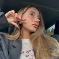 nicole__or