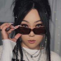 оригинальный звук - HELEN YU