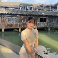 nhạc nền - Quynh La Travel