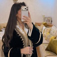 zineeb073