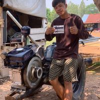 เสียงต้นฉบับ - 🇱🇦 ทีมงานรถไถแต่งซิ่งครับ😍