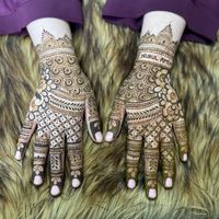 hennahouse2471