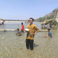 original sound - ကျောင်းဆရာလေး ကိုကိုရဲရင့်