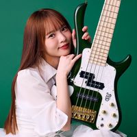 mina_bass3737