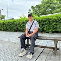 တောင်ပြုံး