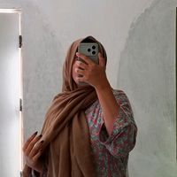 zidi.larki.46queen1