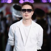 เสียงต้นฉบับ - ອ້າຍ Mk ຮ້ານMKshopຂາຍເສື້ອຜ້າ