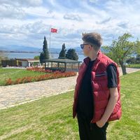 sesi o kadar kullanıyon videoya bi like at bee