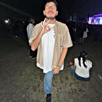 perreo lento en la oscuridad