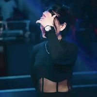 isika.raee