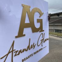 azandesglambeauteparlour