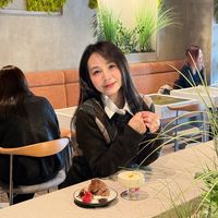 nhuquynh160214