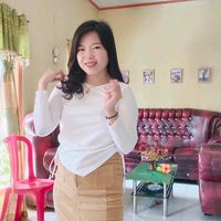 yellowwwww93